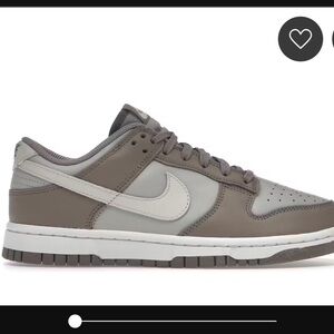 Nike Dunk Low Women's Sneakers - Gray and Brown